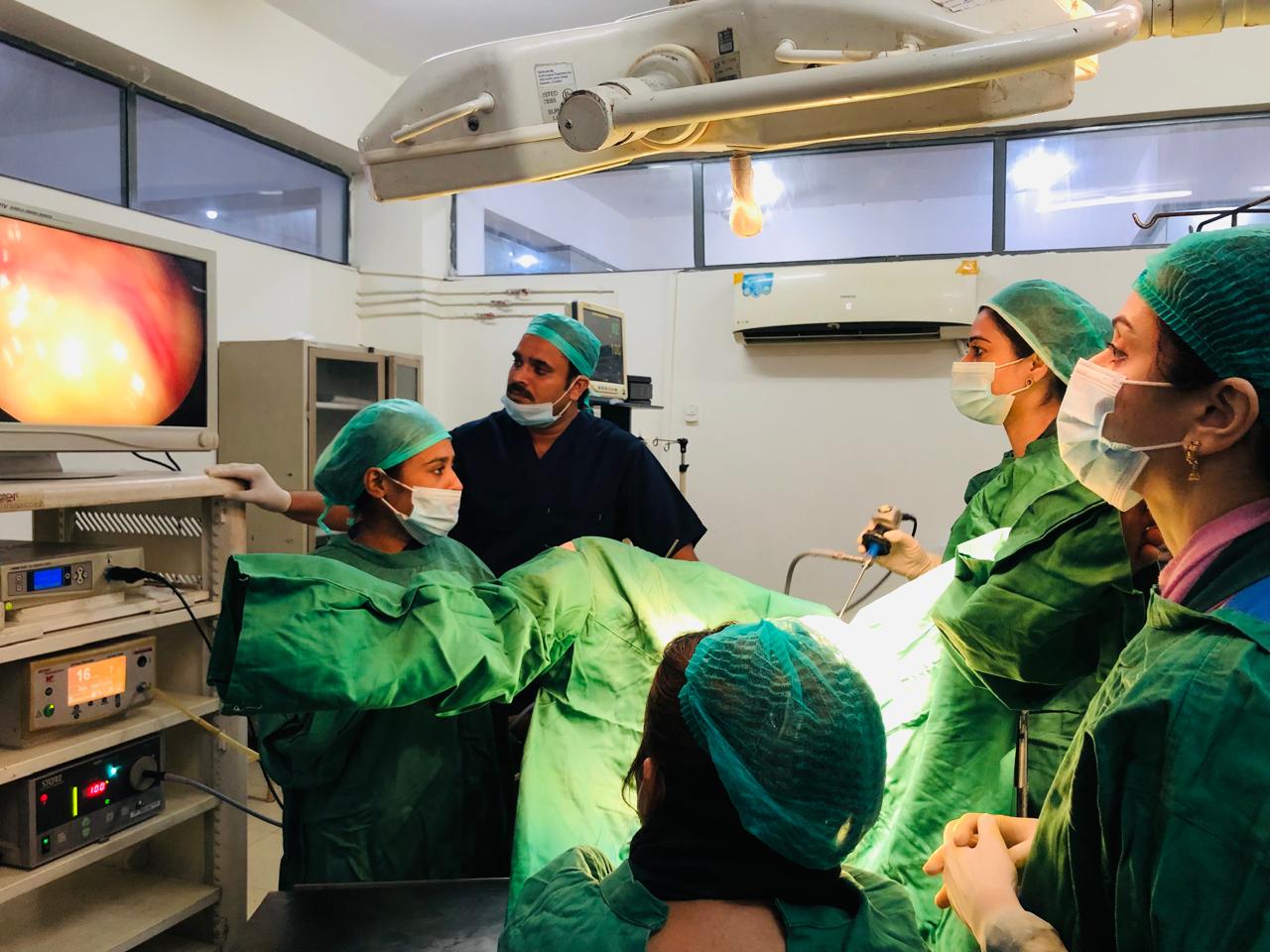 Dr Samar hussainLaparoscopy Tubal Patency